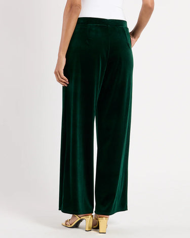 Jude Connally Nicolette Velvet