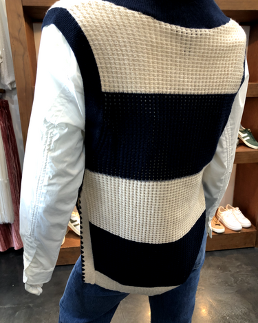 Autumn Cashmere Striped Mesh Gilet