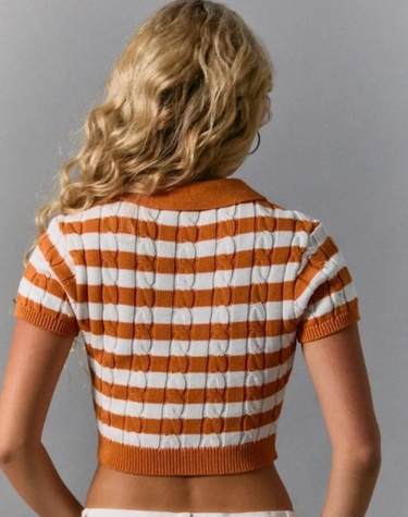 Le Lis Short Sleeve Collared Cable Sweater