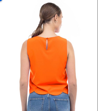 Scalloped hem Top