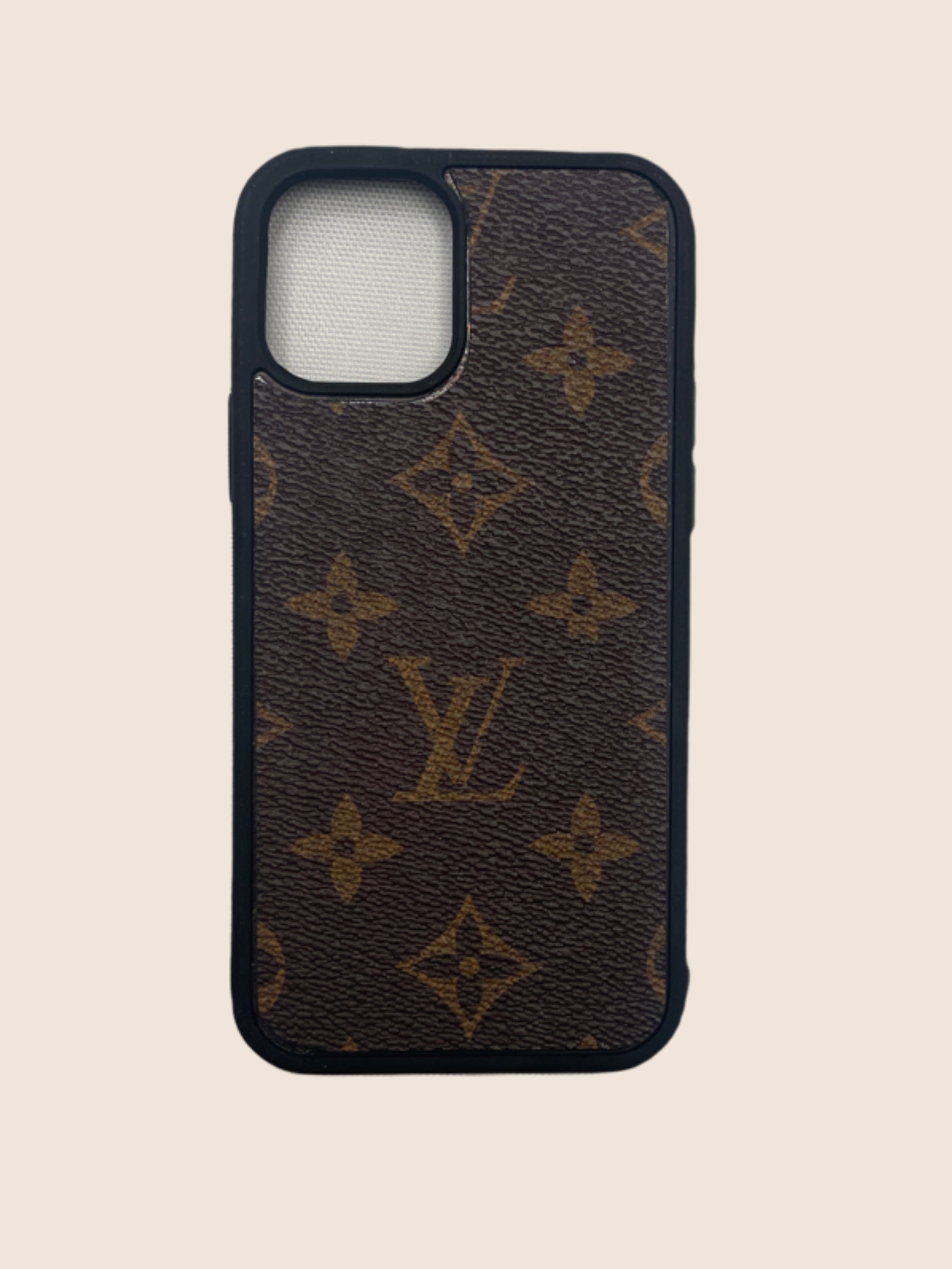 Marian Riveras Leather Chanel Phone Case Costs P50000